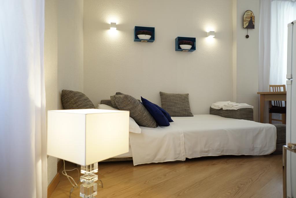 B&S Suite Colosseo Roma Habitación foto